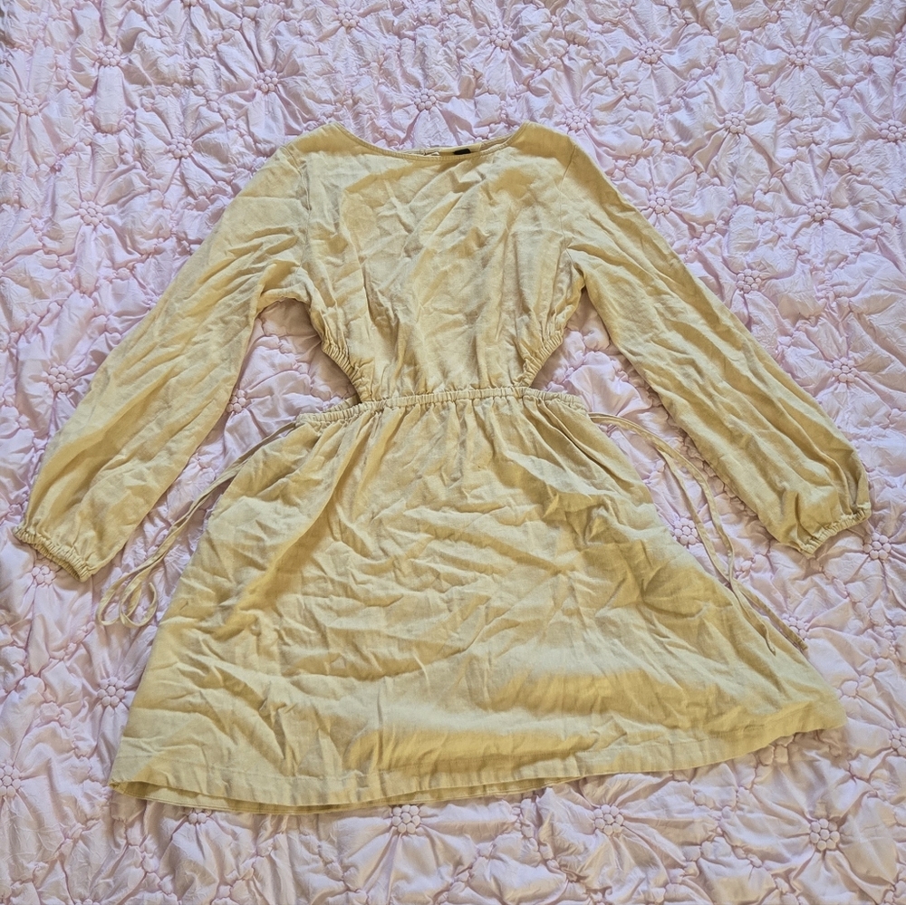 Universal Thread Cream Dres